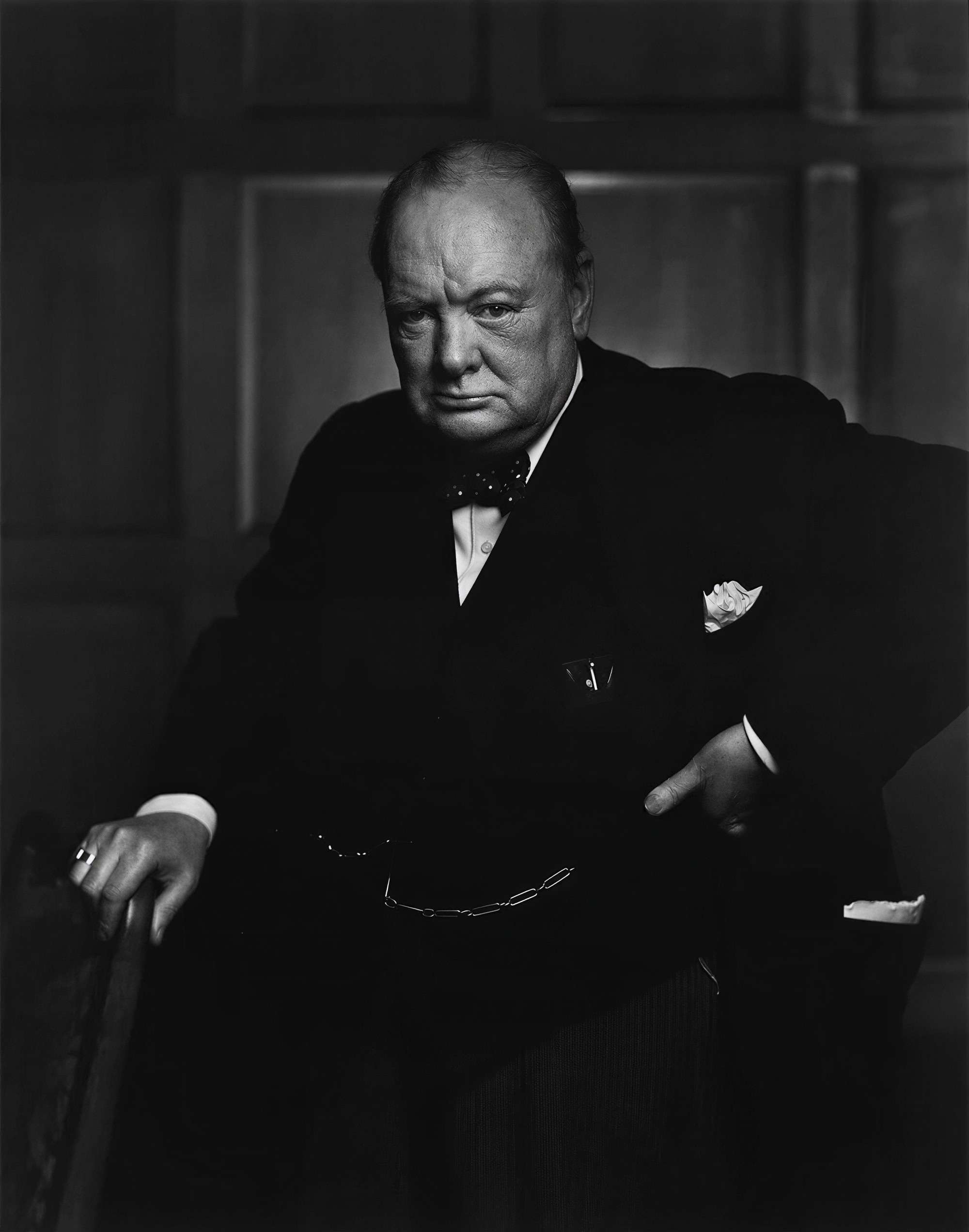 Churchill's 'Roaring Lion' · 1941 restored with Forevi