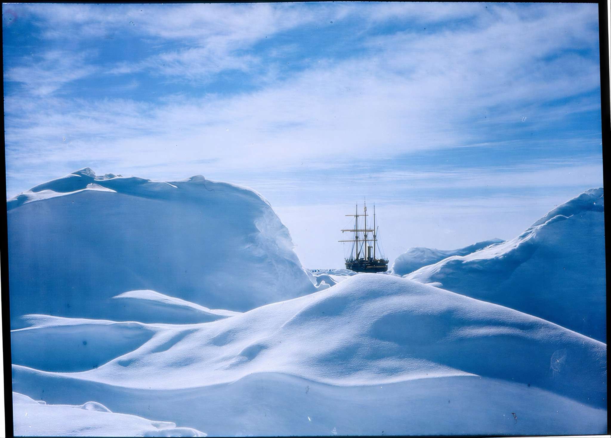 The 'Endurance' through the ice · 1915 restored with Forevi